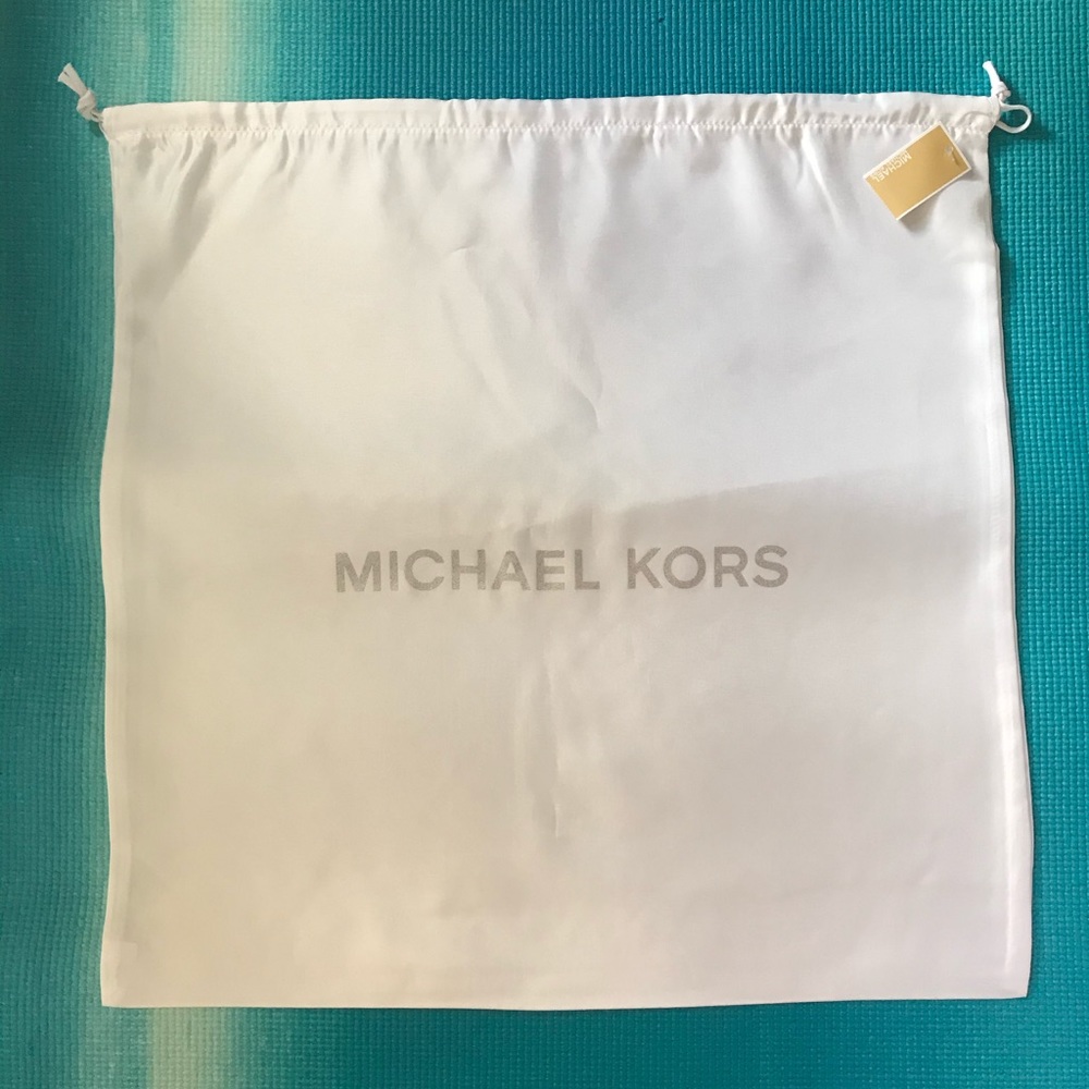 Michael Kors Dust Bag🎈🎈